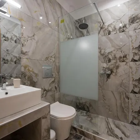 Rob Venture Suites At The Central Of Athens City Exterior photo