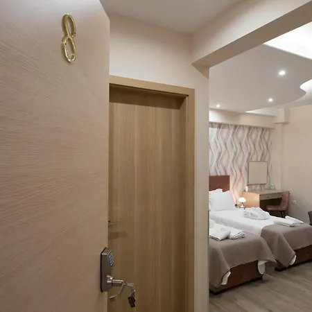 Rob Venture Suites At The Central Of Athens City Exterior photo