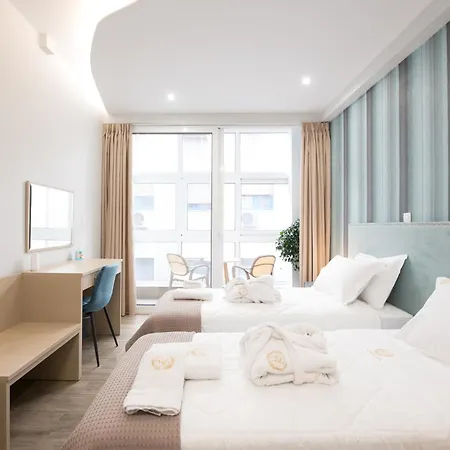 Rob Venture Suites At The Central Of Athens City Exterior photo